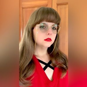 Meet your Posher, Ash